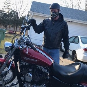 Meet your Posher, Larry